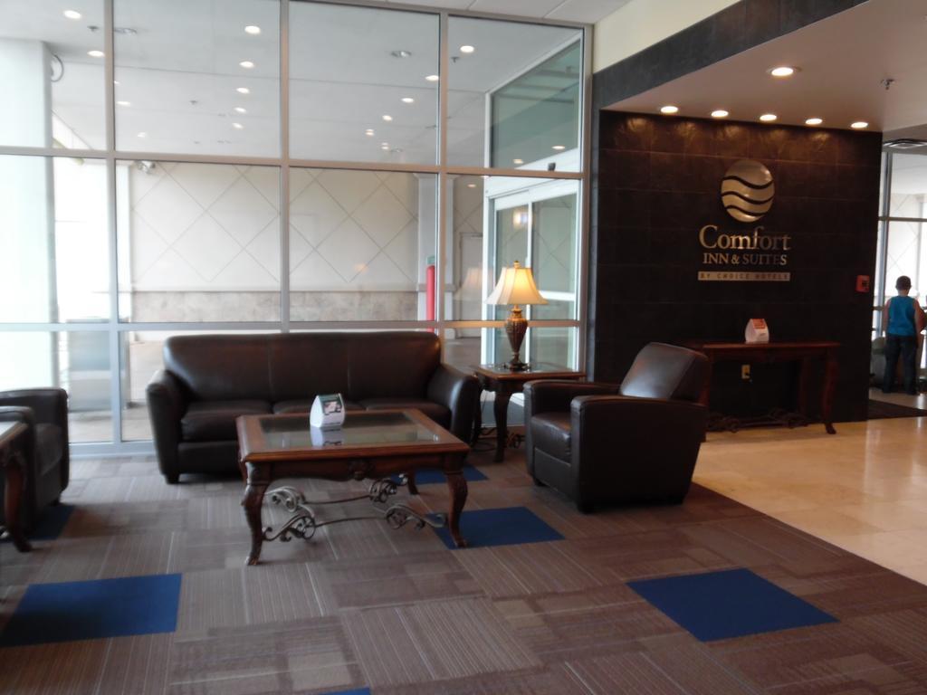 Comfort Inn & Suites Presidential Little Rock Exterior photo