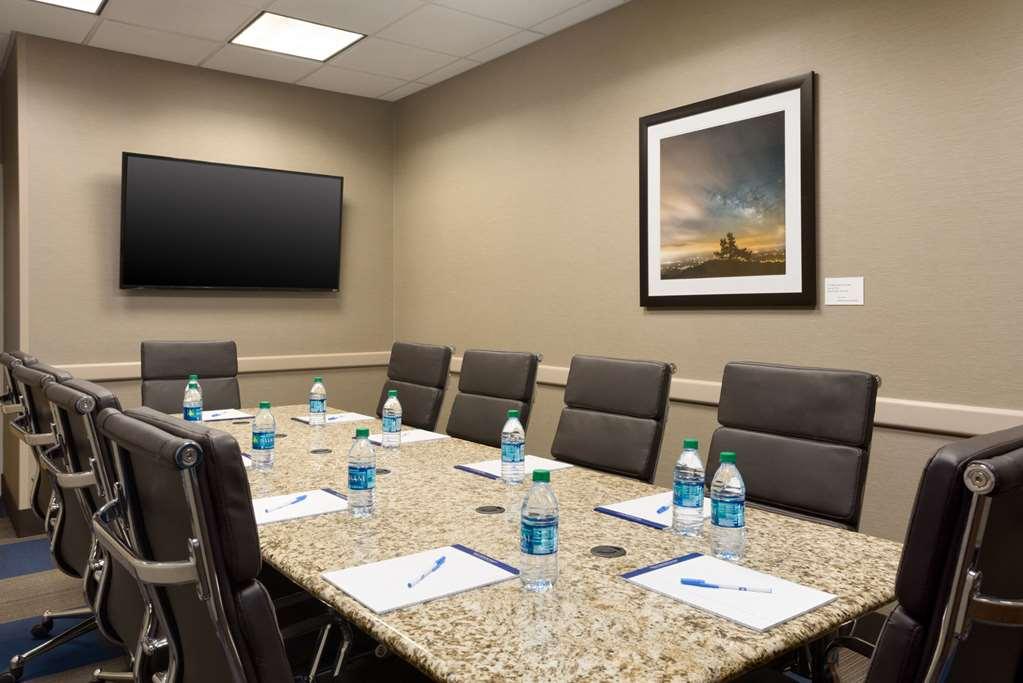 Comfort Inn & Suites Presidential Little Rock Facilities photo